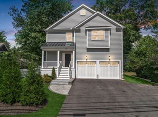 127 Hartford St, Natick, MA 01760