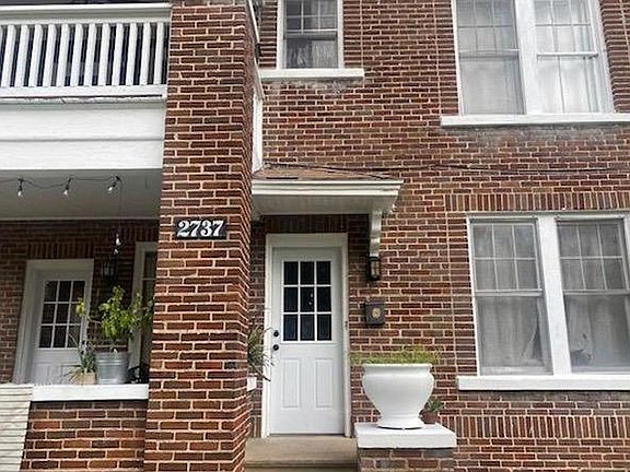 2nd image of 2739 Herschel St #B