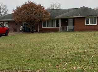 211 Silverview Dr, Sarver, PA 16055