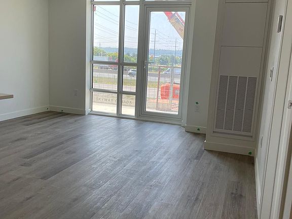 4th image of 461 Green Rd #224
