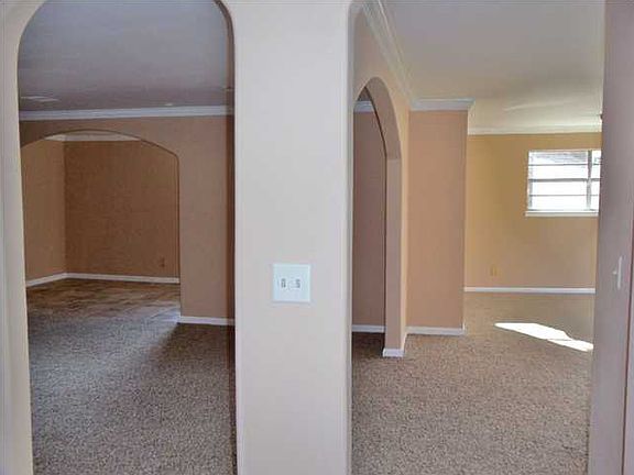 3rd image of 3120 Woodfern Dr