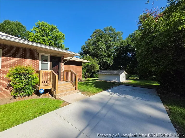 216 Country Club Dr — Photo 36