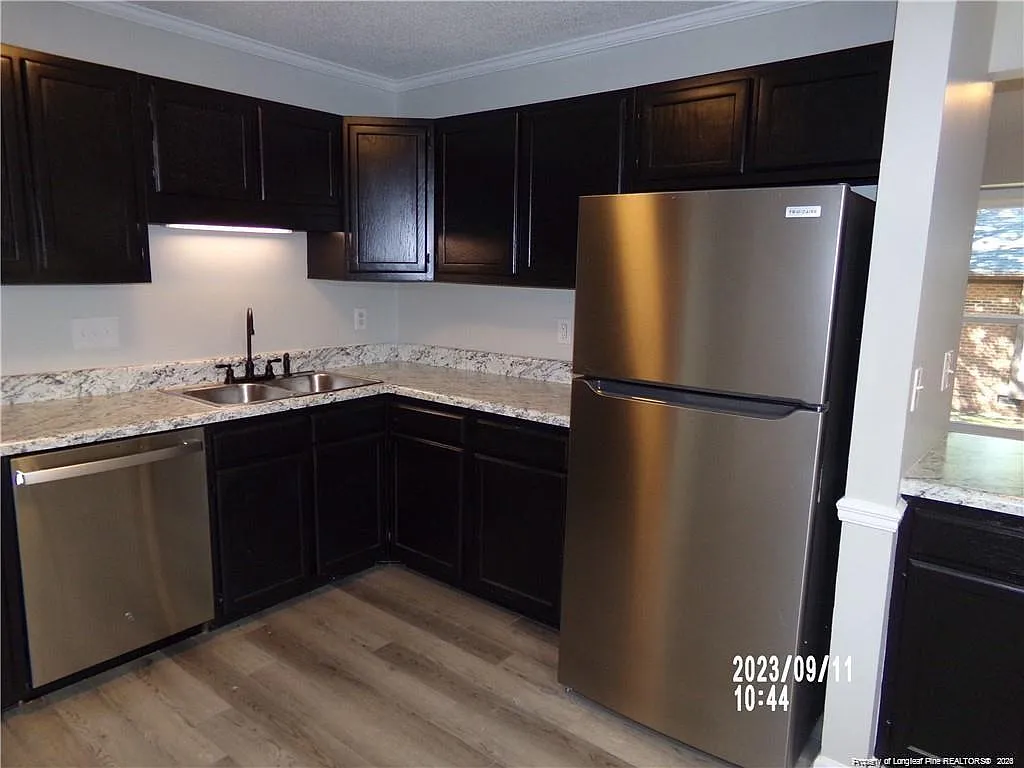 122 Girard Avenue - JT — Photo 3