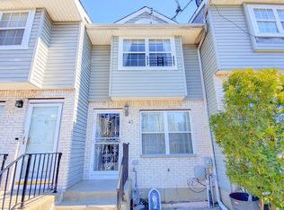43 Studio Ln, Staten Island, NY 10304
