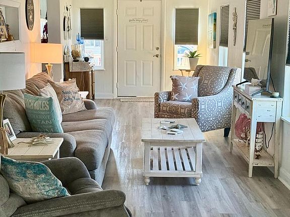 2nd image of 34291 Bayberry Rd