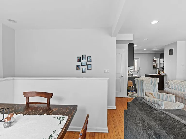 Newgard Arthur Apartments — Photo 20
