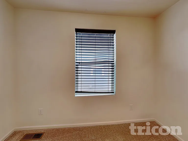 21895 E Radcliff Cir — Photo 10