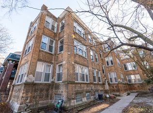 915 W Gordon Ter #2, Chicago, IL 60613