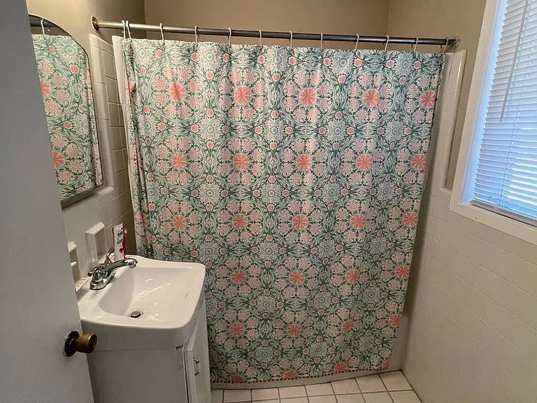 2140 White Way — Photo 8