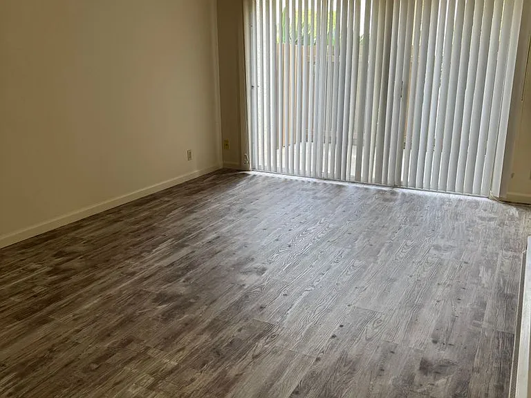 Hacienda Apartments — Photo 2