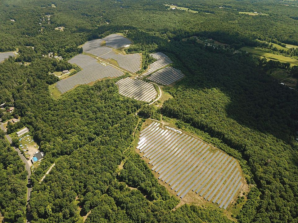1st image of 80 Dresser Hill Rd