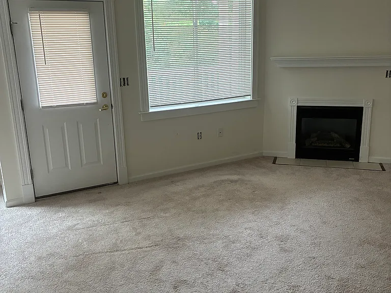 932 Oakwood Ave #932 — Photo 8