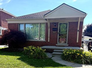 9679 Sterling Ave, Allen Park, MI 48101