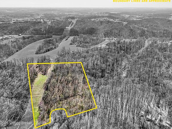 3rd image of 2300 Springvale Cir