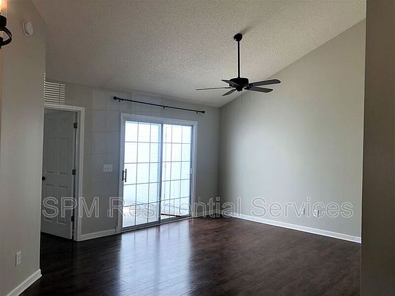 3rd image of 3683 Merestone Dr