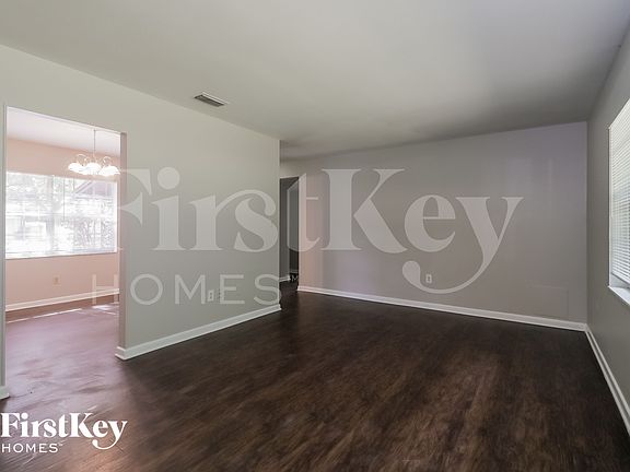 3rd image of 11103 N 19th St
