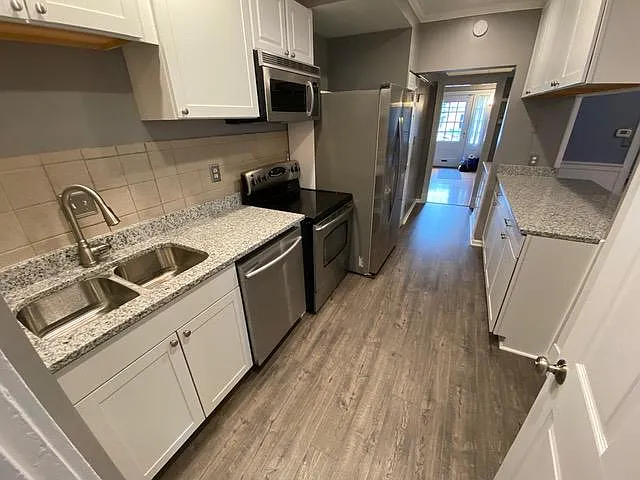 3301 Kensington Ave — Photo 10