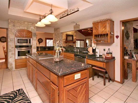 4th image of 26014 Oak Nest Ln