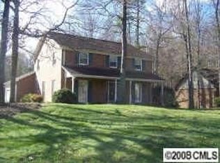 7201 Applecross Ln, Charlotte, NC 28215