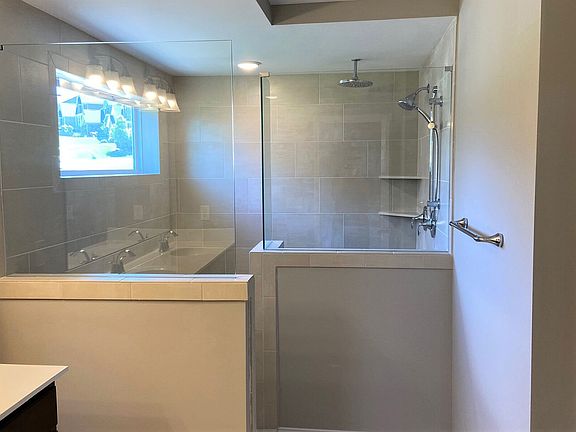 Owner s Bathroom