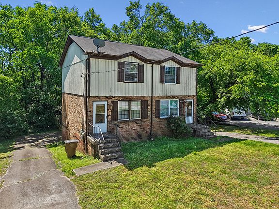 3rd image of 608 Hapwood Dr