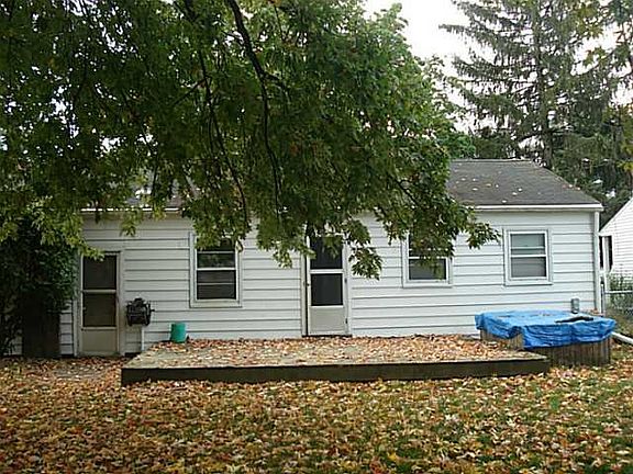 2nd image of 3006 W Laskey Rd