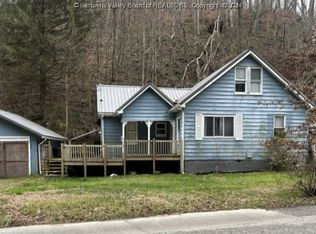 920 S Park Rd SE, Charleston, WV 25304