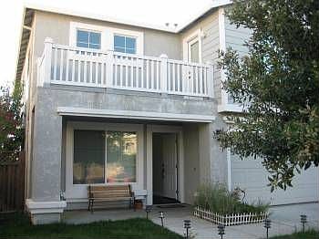 1st image of 600 Ross Cir