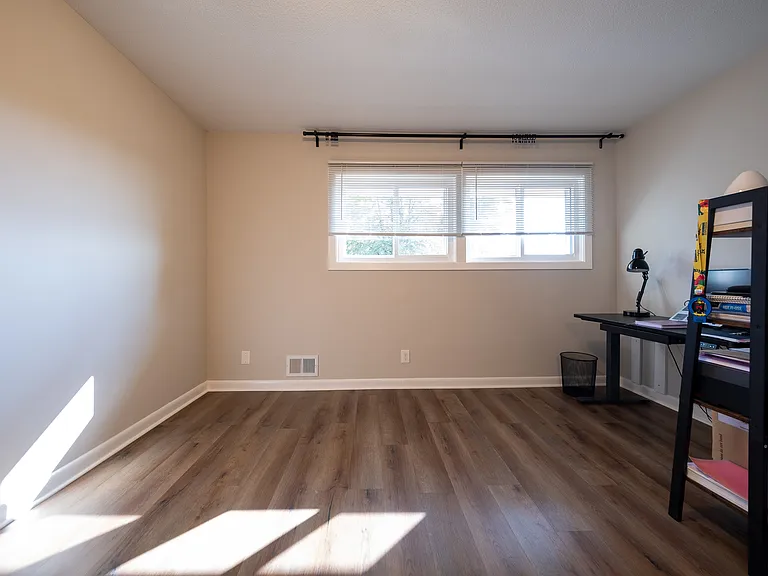 2701 Upland Ct N — Photo 11