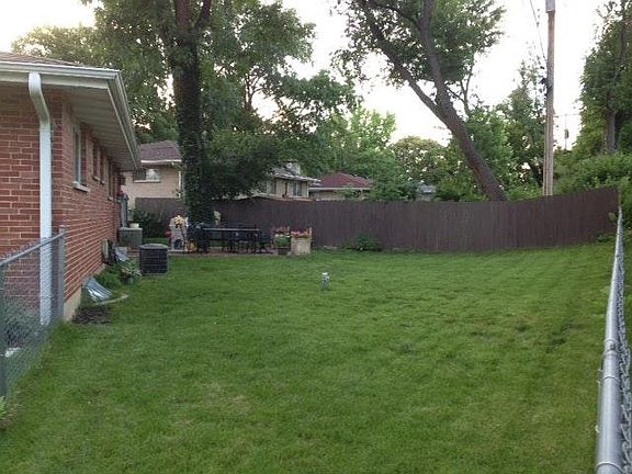2nd image of 2712 Lakeport Dr