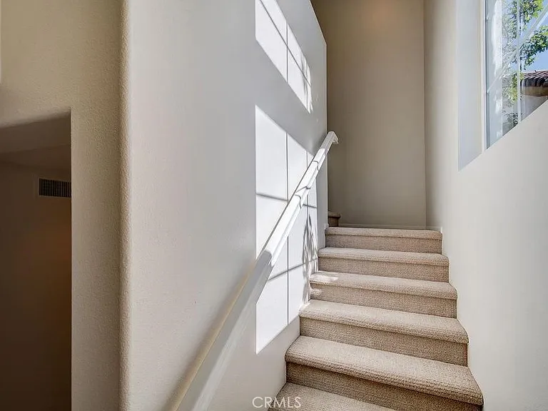 196 Cherrybrook Ln — Photo 9