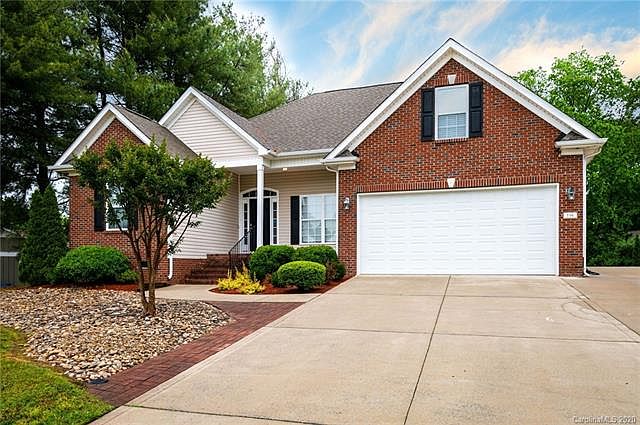 1st image of 116 Starmount Dr