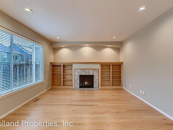 5th image of 572 NE 60th Ave
