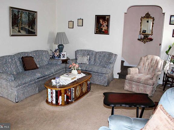 3rd image of 315 Forest Hills Ave