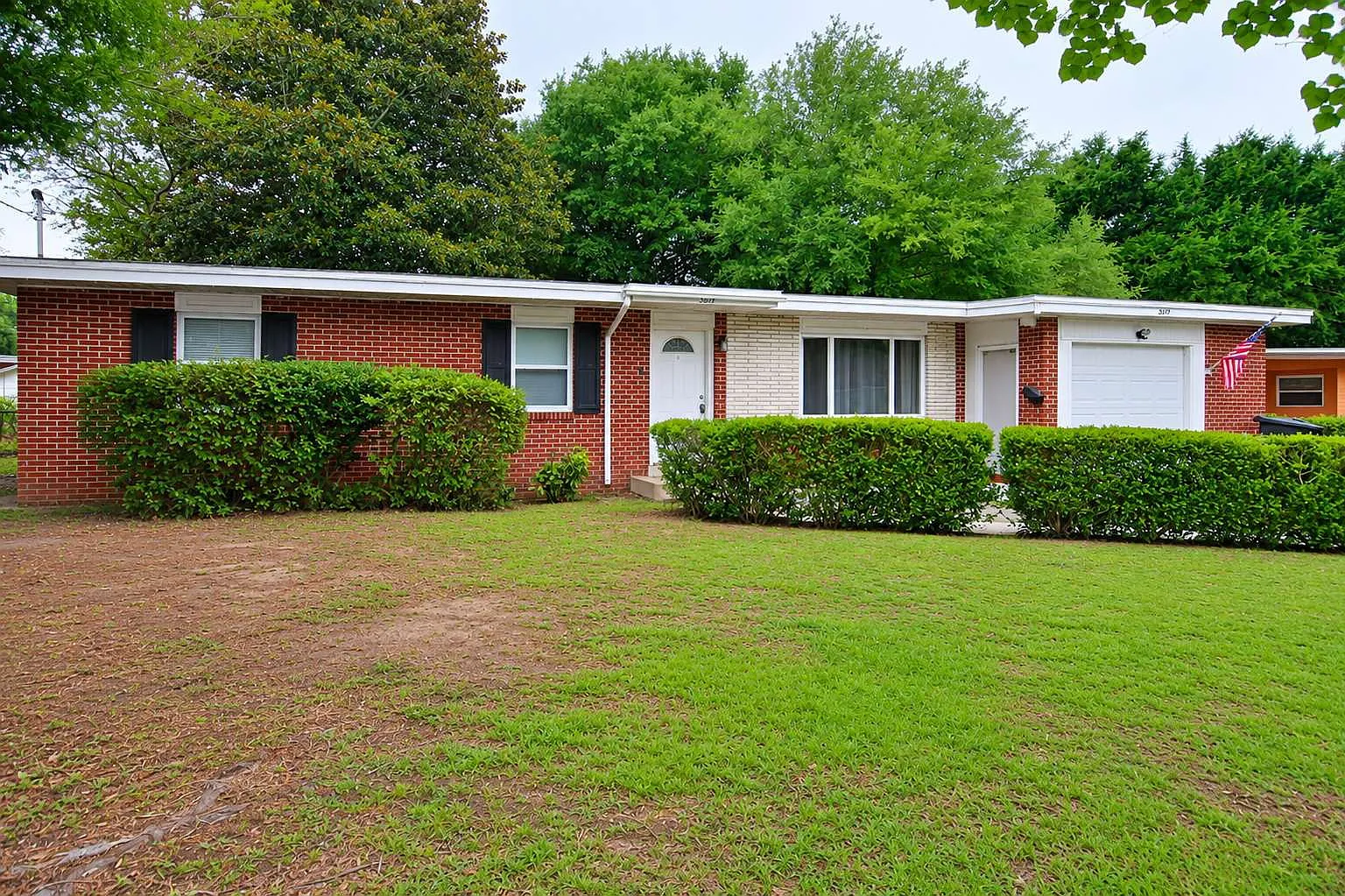 3 bed, 2.0 bath, 1589 sqft, $1,775 — Photo 1