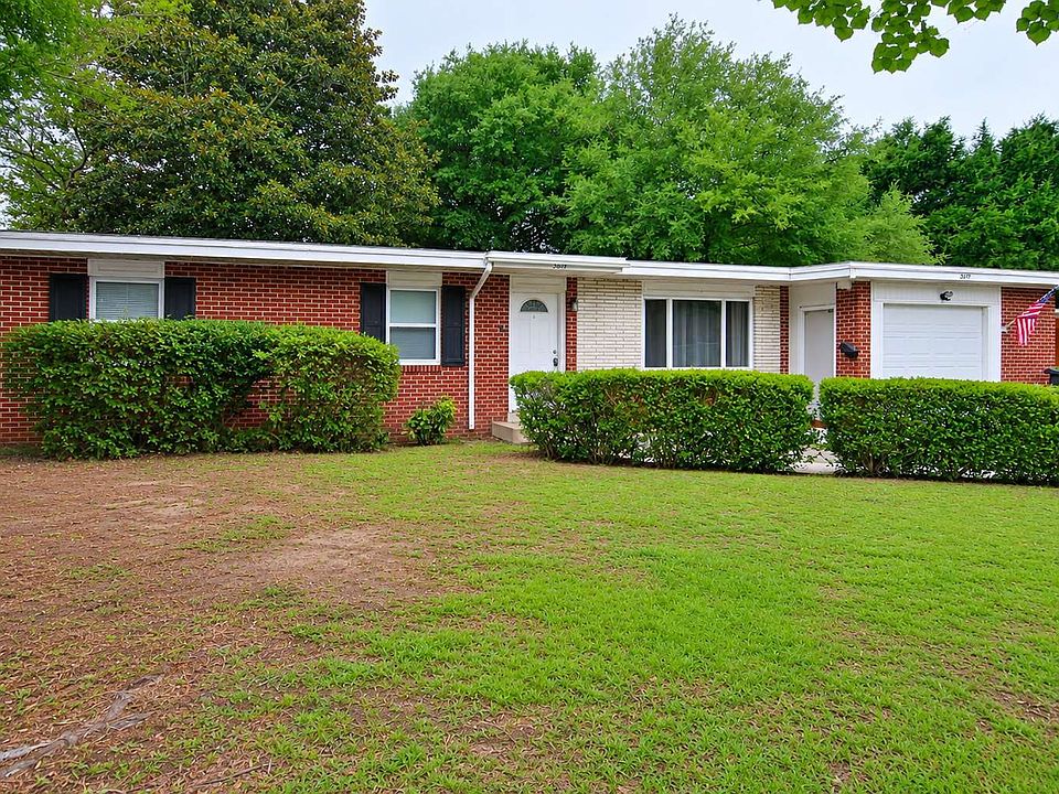 1st image of 3875 Arbutus Dr