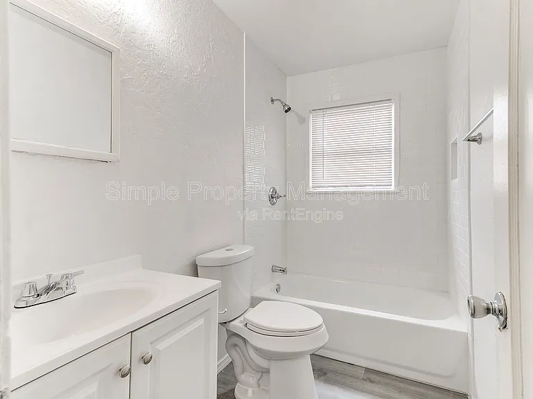 538 E Indian Dr — Photo 9