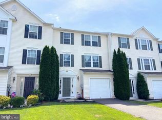 172 S Savanna Dr, Pottstown, PA 19465