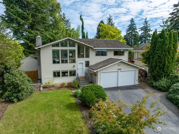 11304 19th Place SW, Seattle, WA 98146