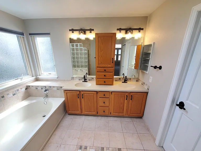 10952 Alcott Dr — Photo 24