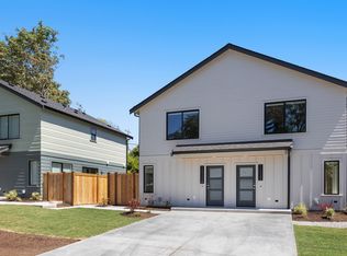 12331 40th Ave NE, Seattle, WA 98125