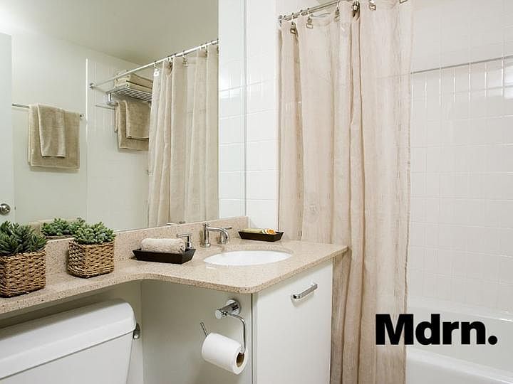 2nd image of 601 W 57th St Lbby 1