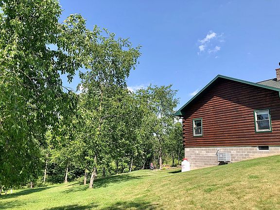 Side of house, backyard