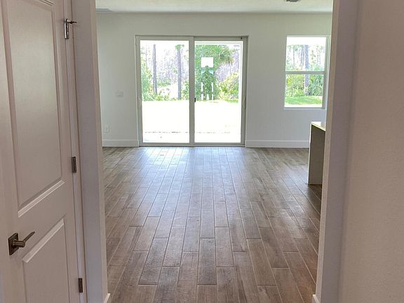 2nd image of 6720 SE Park Trace Drive