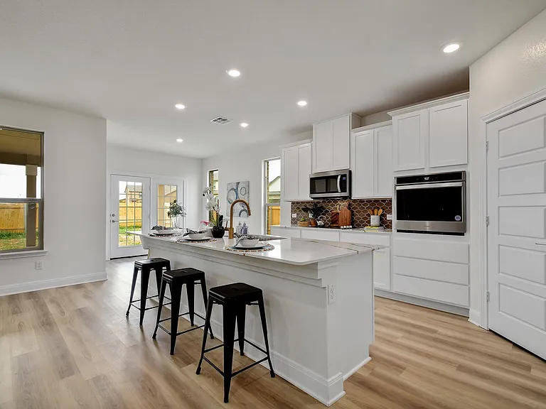 108 Redcliff Path — Photo 10