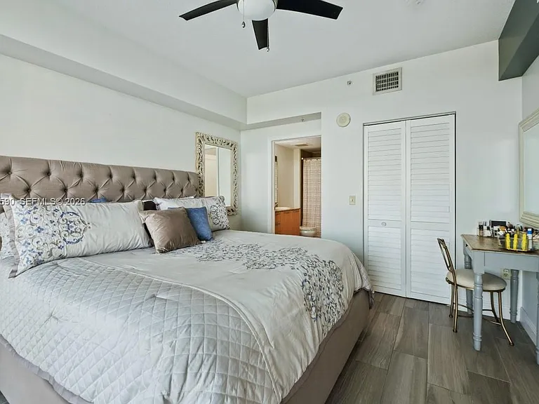 2021 SW 3rd Ave #602 — Photo 11