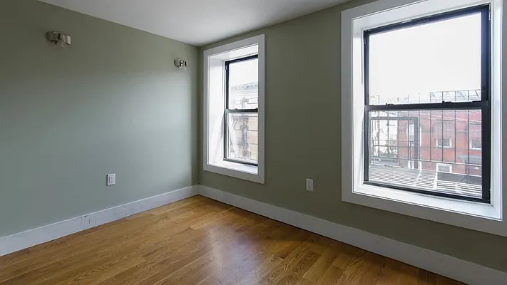 Rented by Nooklyn NYC LLC | media 23
