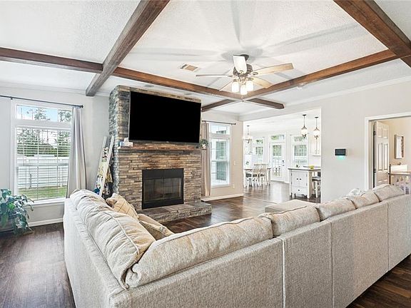 5th image of 17045 Tycer Ln