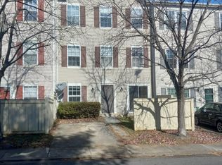 115 Heathfield Dr, Frederick, MD 21702