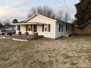 300 Million St, Athens, TN 37303